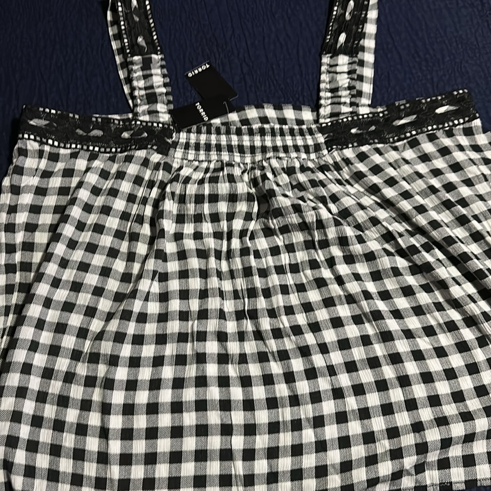 Torrid - Picture 3 of 7